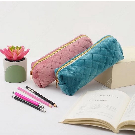 

Anttech28 Ataru Tempat Pensil Velvet Pink/Tosca