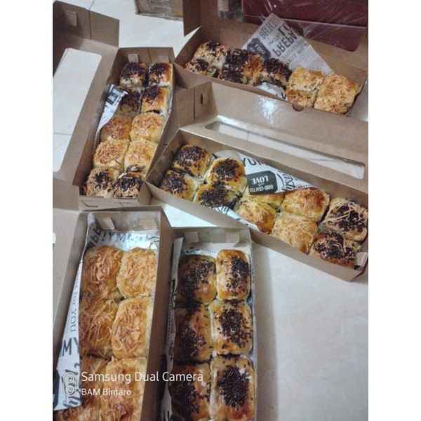 

bolen pisang keju