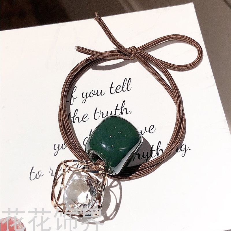 Ikat Rambut Korea Style / Ikat Rambut Wanita Kubik Impor