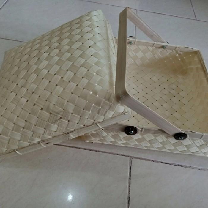 

Besek Bambu Kaki Tangkai Uk 30X30/Hampers 021