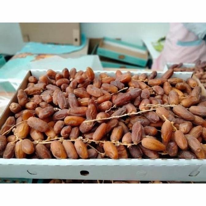 

READY STOK KURMA TUNISIA TANGKAI // KURMA TUNISIA PALM FRUIT TANGKAI RER69464S