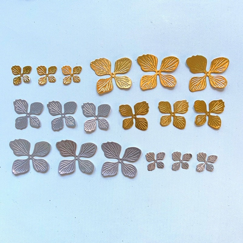 

1 set isi 18pc die cut gold silver for scrapbook journal journaling bujo hidrangea flower