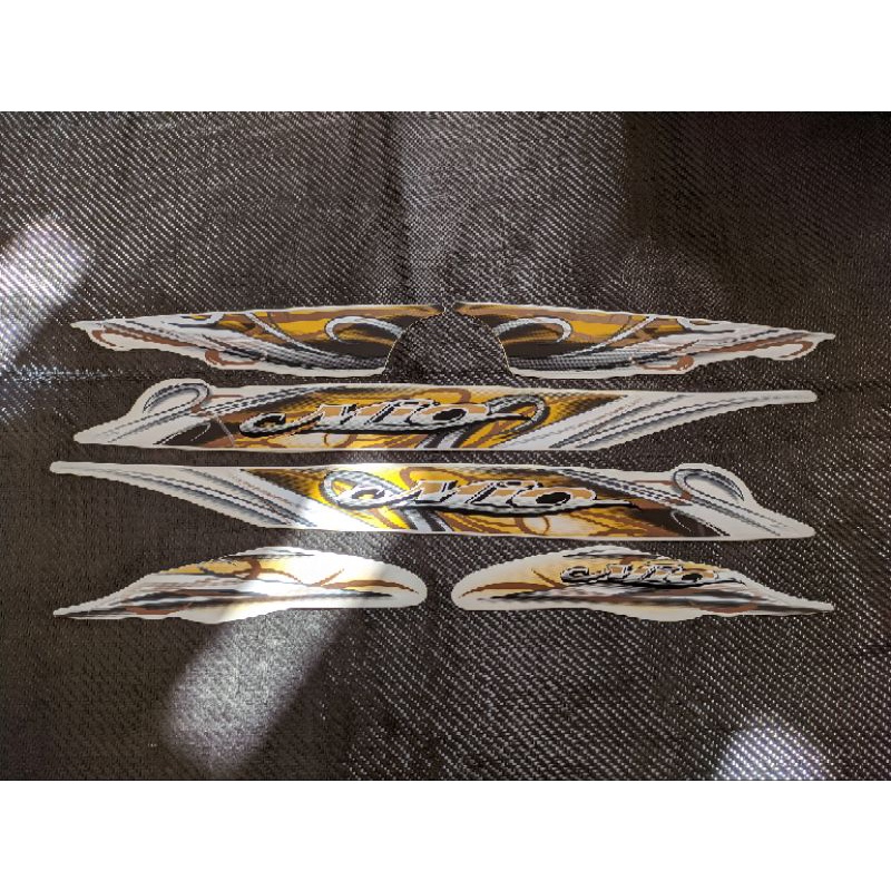 striping mio smile sporty putih emas ori