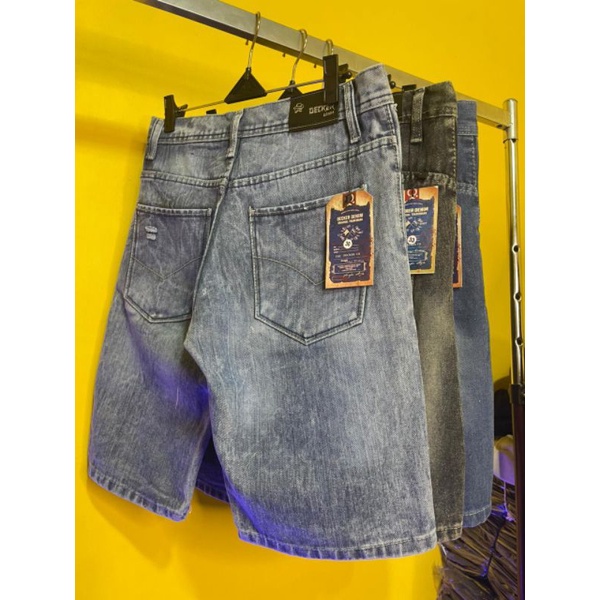 yg lagi hits celana jeans pendek sobek size 28_38