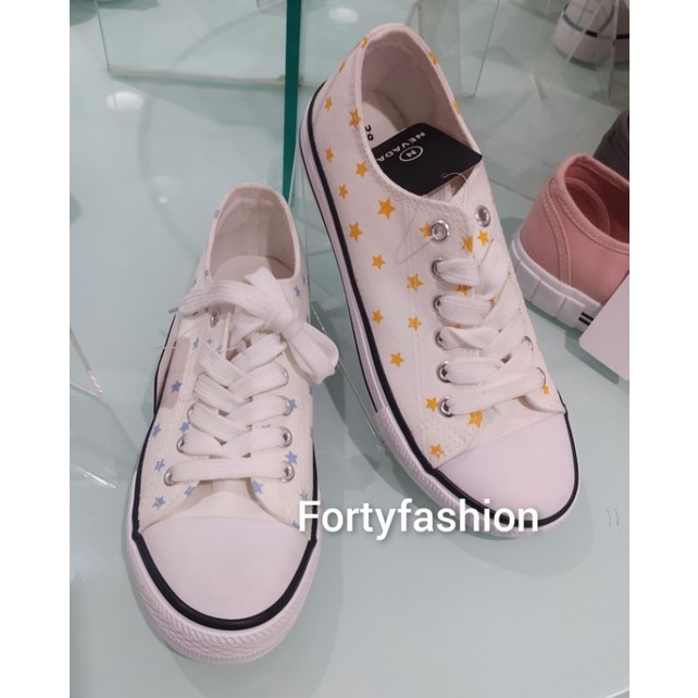 NEVADA Sepatu Sneakers Tali Putih motif star Sporty Kasual Wanita Brand Matahari Original