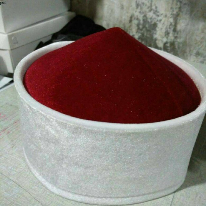 Peci/Songkok/Kopiah mesir bludru kombinasi marun+putih - 3