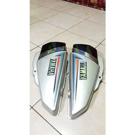 box bok dop side cover sambungan tutup aki accue yamaha rx king 2001 2000 silver abu abu original or