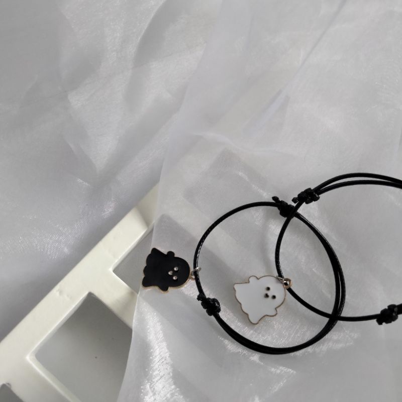 Gelang Tangan Hitam Bandul Hantu Tali Satin boo