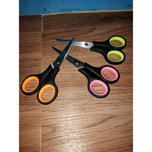 

12pcs Gunting montana stw 550 gunting sedang gunting murah