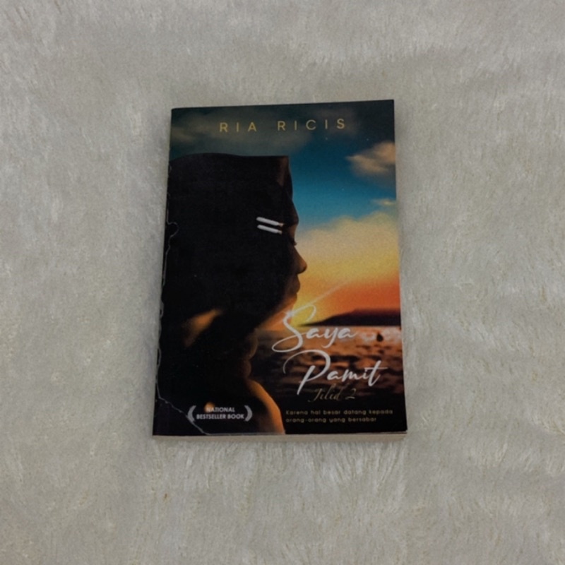 Buku Saya Pamit by Ria Ricis (preloved)