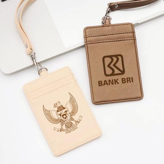 

CUSTOM ID CARD HOLDER FREE GRAVIR/SAGA TERLARISS...,,,,,