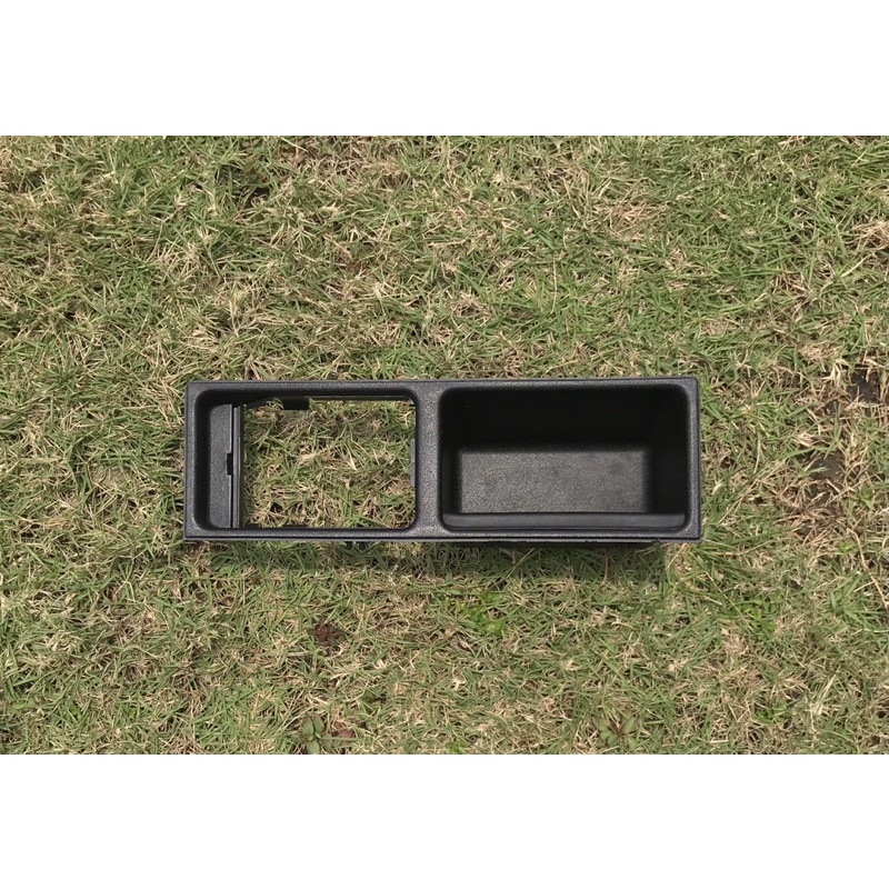 Console Tempat Jam BMW E36