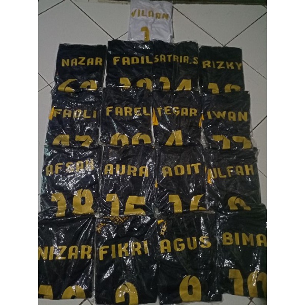 Kostum Tim Bola Dan Futsal isi 18 stel Dewasa