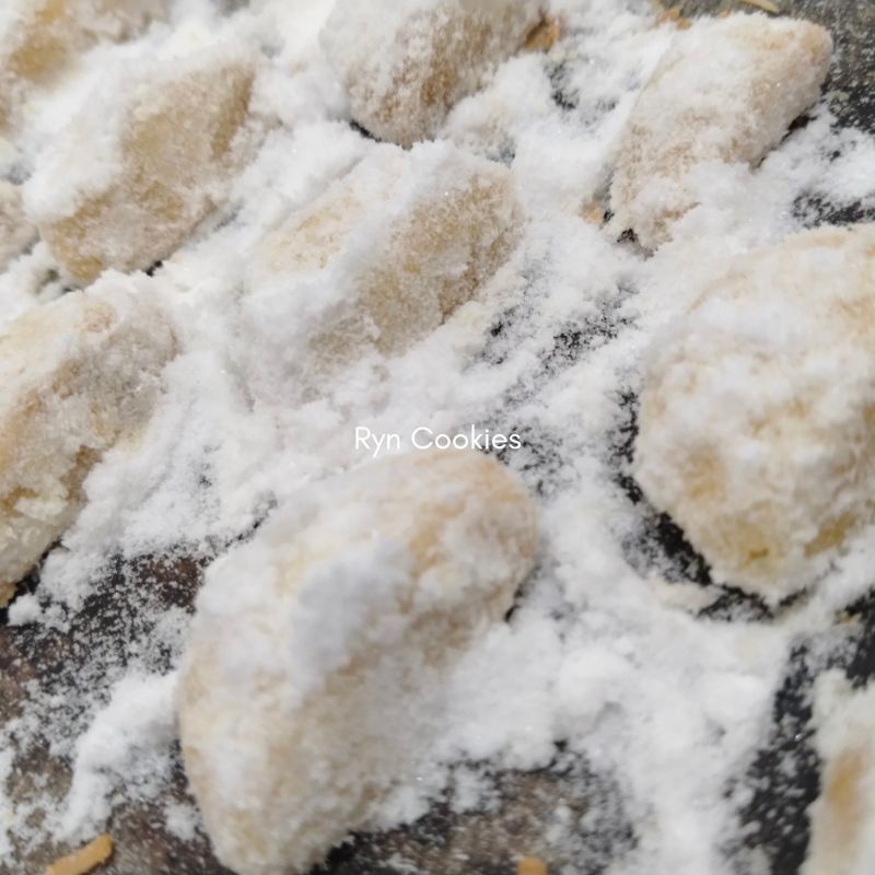 

Kue Putri Salju - Ryn Putri Salju Homemade