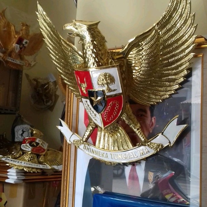 

GARUDA PANCASILA 50 CM