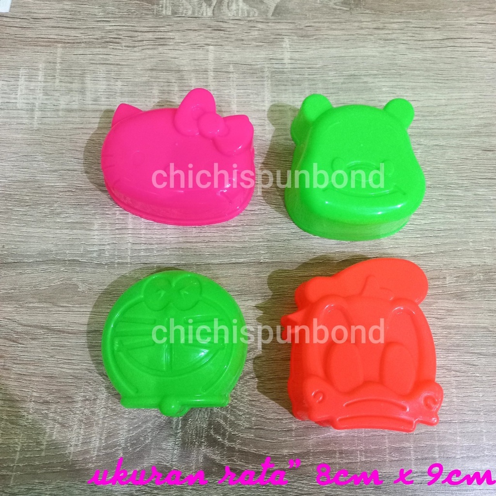 Cetakan karakter pooh doraemon donald donal bebek hello kitty  cetakan nasi bento nasi kotak bolu ku