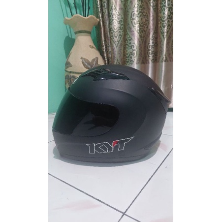 HELM KYT R10 BEKAS