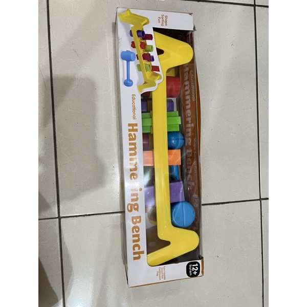 Hammering Bench. Mainan anak edukasi