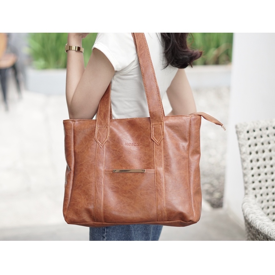 Totebag Wanita Kulit Resleting (Ciara Totebag by Mosca)