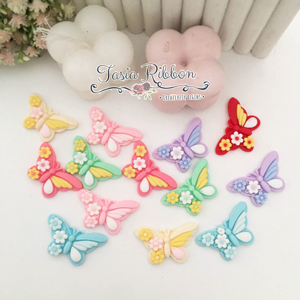 Resin Pastel Flying Butterfly (10pc)