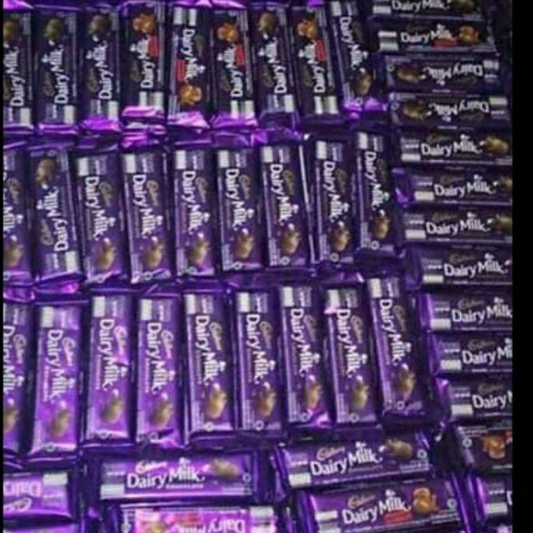 

➨ Cadbury 62 Gram. Cadbury Durian Prime Size Dairy Milk Choco Bar All Varian. Coklat Murah ⇚