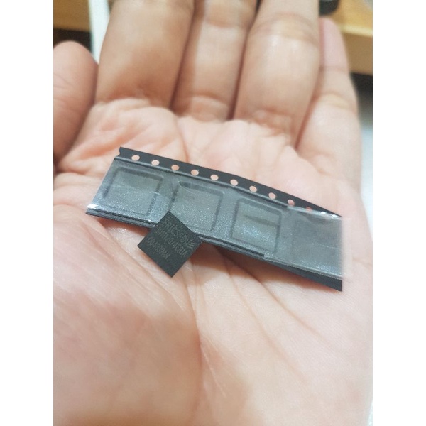 IC PA ERICSSON 1011120 / 4CR1A T28 T39 R310 A1018 A2618 A2628