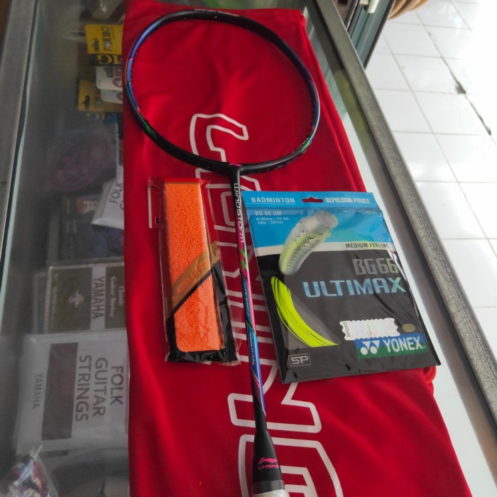 Raket Raket Badminton Lining Windstorm 72