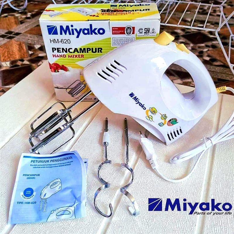 Hand Mixer Miyako HM-620 / Mixer Tangan Miyako