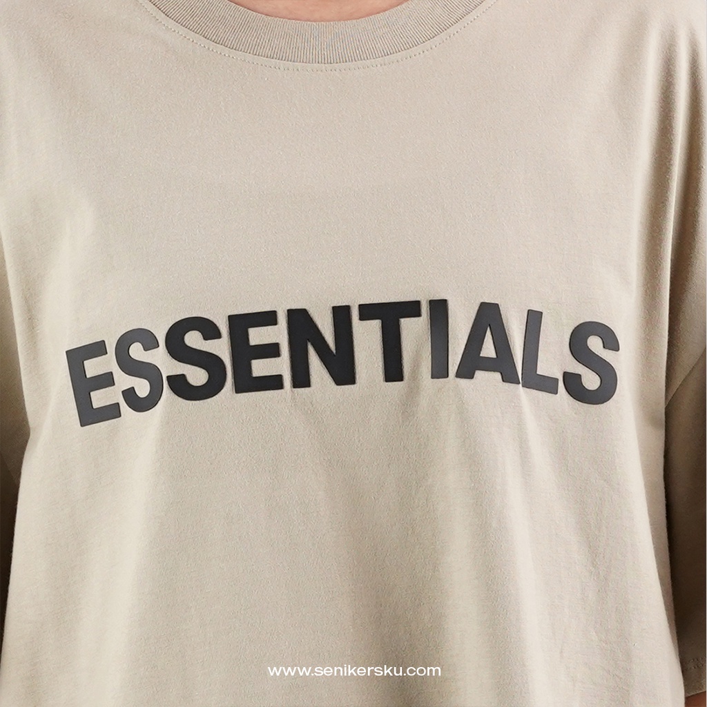 Essentials FOG Silicon Applique Taupe Tee