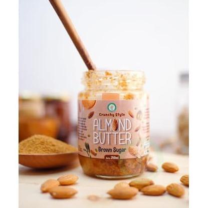 

BROWN SUGAR ALMOND BUTTER CRUNCHY STYLE 250ML TERLARIS TERPERCAYA ORIGINAL