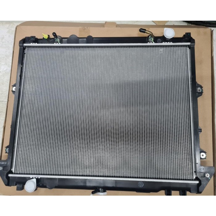 Radiator Toyota Innova Bsn '04-15 16410-0C140 Asli -42479 #Original