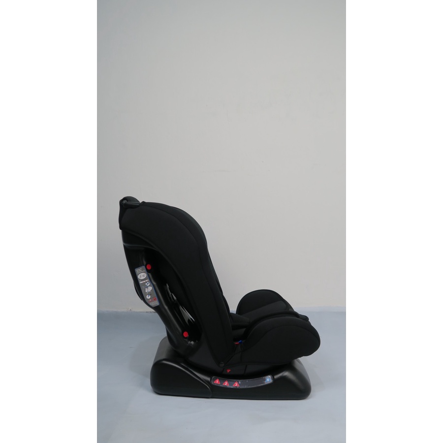 Babydoes Carseat 8519 ESTEEM SAFETY • DESIGN • COMFORT