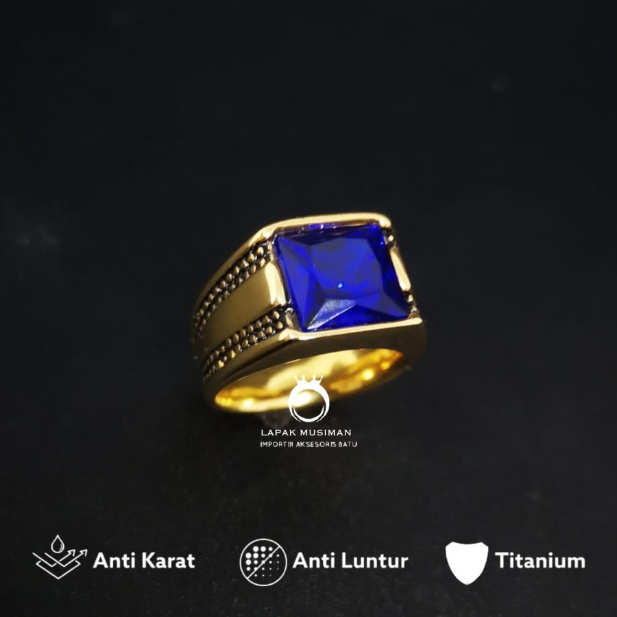 [Bayar Di Tempat] Cincin Pria Titanium Gold Anti Karat Kualitas Super Batu Permata LT01