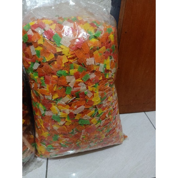 

kerupuk taro warna