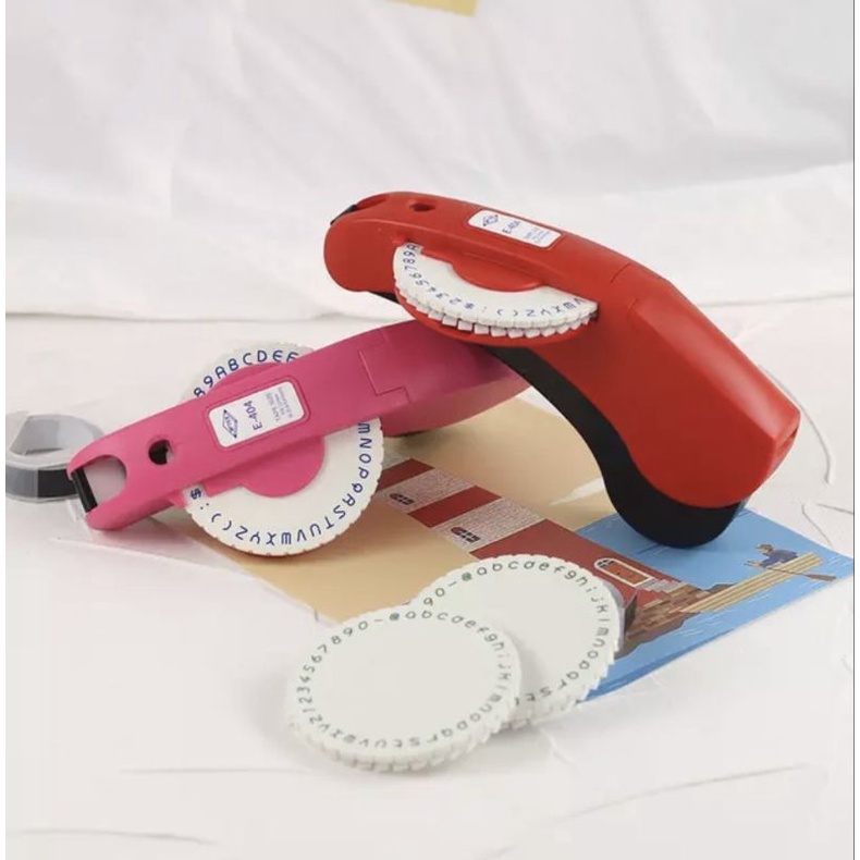 

Motex E404 Label Maker Emboss with 2 wheel & 2 Refill (+BONUS EMAS MURNI)
