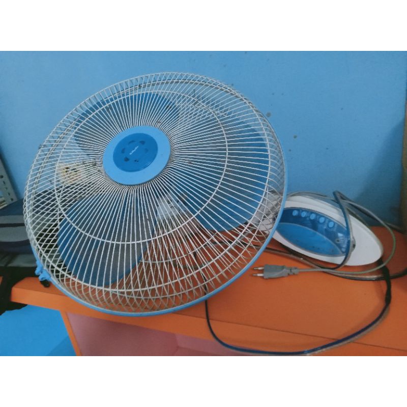 Kipas Angin Tempel Miyako 16 Inch