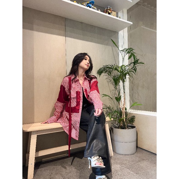 Gail Top by Keenanthi / Kemeja Korea / Kemeja Dewasa / Kemeja Katun Japan / Kemeja Premium / Kemeja Lokal