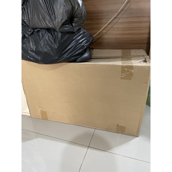 

Kardus Ukuran Besar