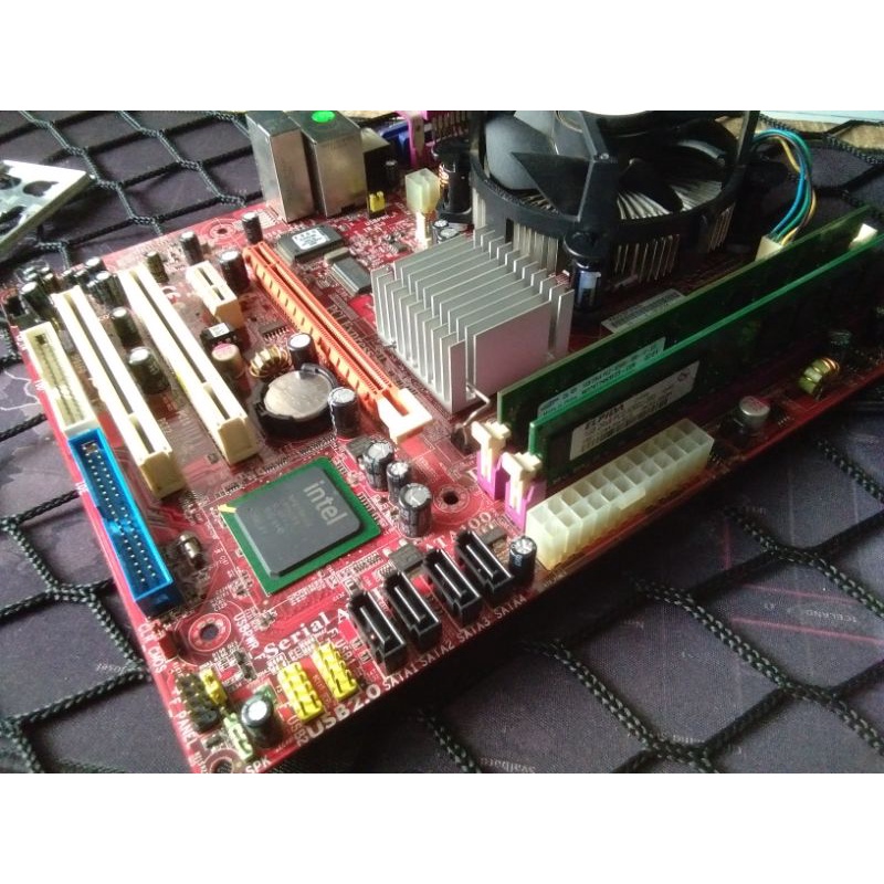 paket lga 775 core2 duo e8400 plus ram 2gb ddr2