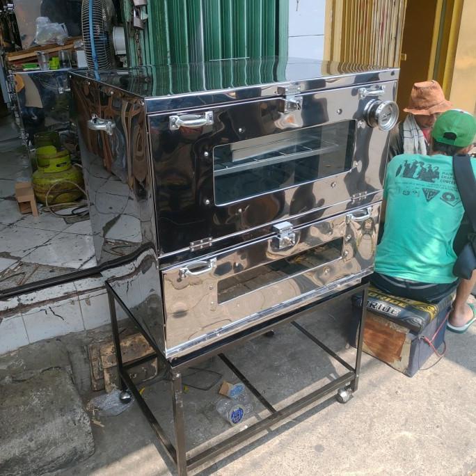 OVEN GAS STAINLESS 75X55X70 + KOMPOR PECEL 201 RR8564R