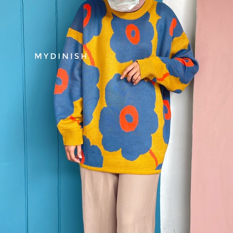 One Set Arira - Stelan Rajut Wanita Motif Flower
