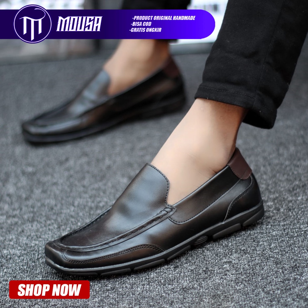 Sepatu Slip On Formal Pria Hitam Kulit PU Slop Casual Kasual Kerja Kantor Mousa Crollo