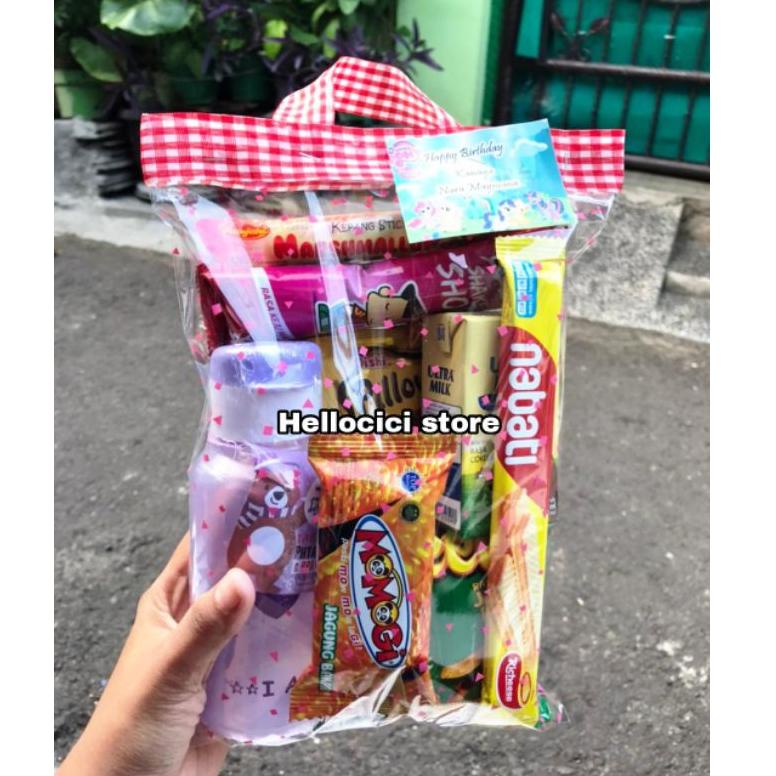 

▌▌▌ PARCEL SNACK KEMASAN CANTIK + BOTOL MINUM ULANG TAHUN