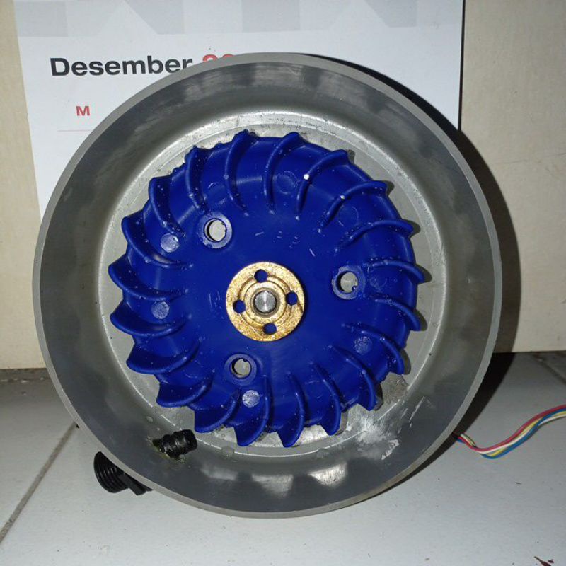 Generator pembangkit listrik mini homemade