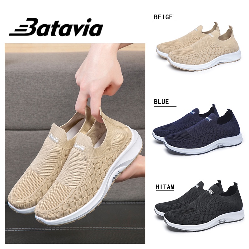 Batavia Sepatu pria sepatu olahraga sepatu siswa hitam mengenakan sepatu kerja B41