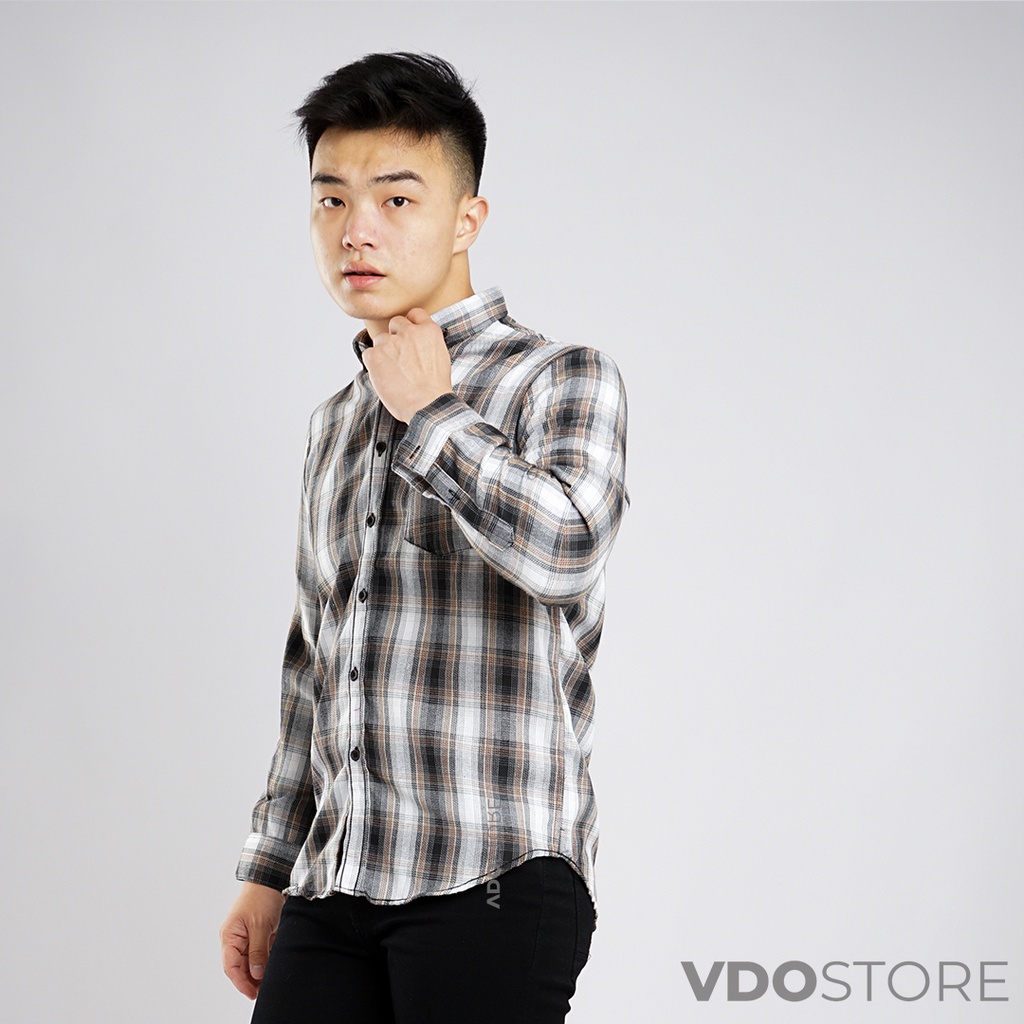 KEMEJA FLANEL PRIA 30B VETERANO WHITE SHADE - M L XL - KEMEJA LENGAN PANJANG VDOSTORE DEWASA BAJU FLANNEL TANGAN PANJANG HITAM NAVY ABU MOTIF KEMEJA COWOK MURAH DEWASA SANTAI TEBAL KUALITAS IMPORT BAJU CATUR PANEL FANEL