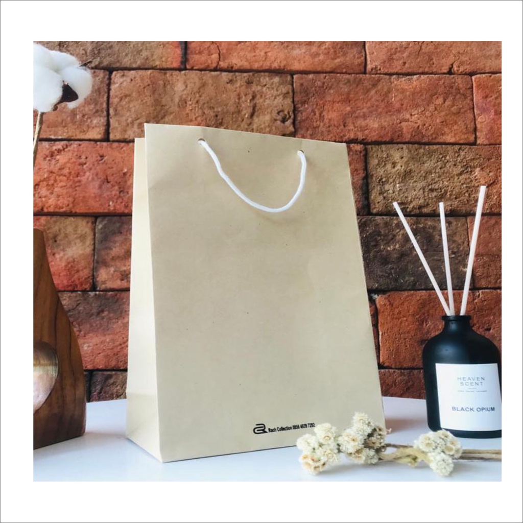 

Paperbag polos cream ukuran 18x7x25 / Paperbag tebal