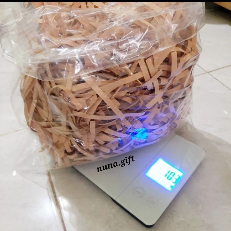 

shredded paper / kertas cacah / kertas shredded / isian hampers