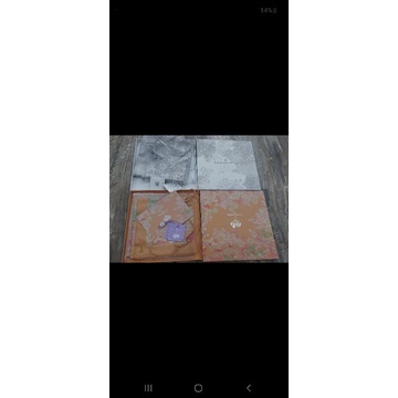 Haramain & Sevilla ButtonScarves preloved