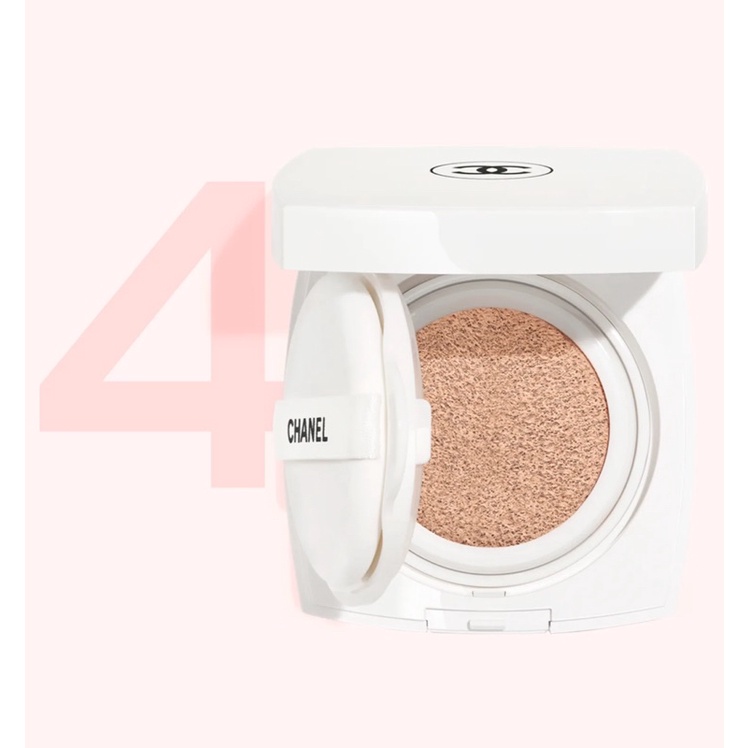 Chanel Le Blanc CUSHION Brightening Gentle Touch Foundation